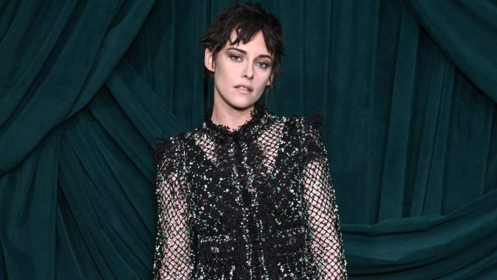 Kristen Stewart’s Fully Sheer Chanel Skirt Suit Is a Twist on Classics