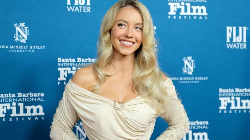 Sydney Sweeney’s Cassie Bikini Look Commands Attention in New Poster Drop