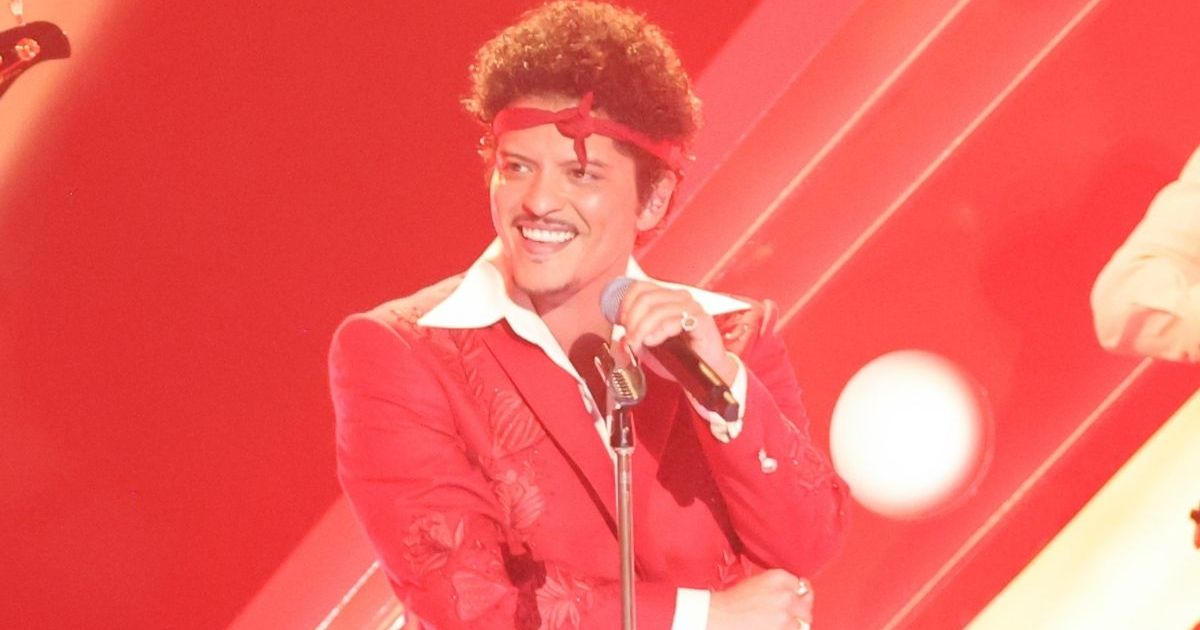 Bruno Mars Has an Answer to Claims He 'Liked' Taylor Swift Diss Post