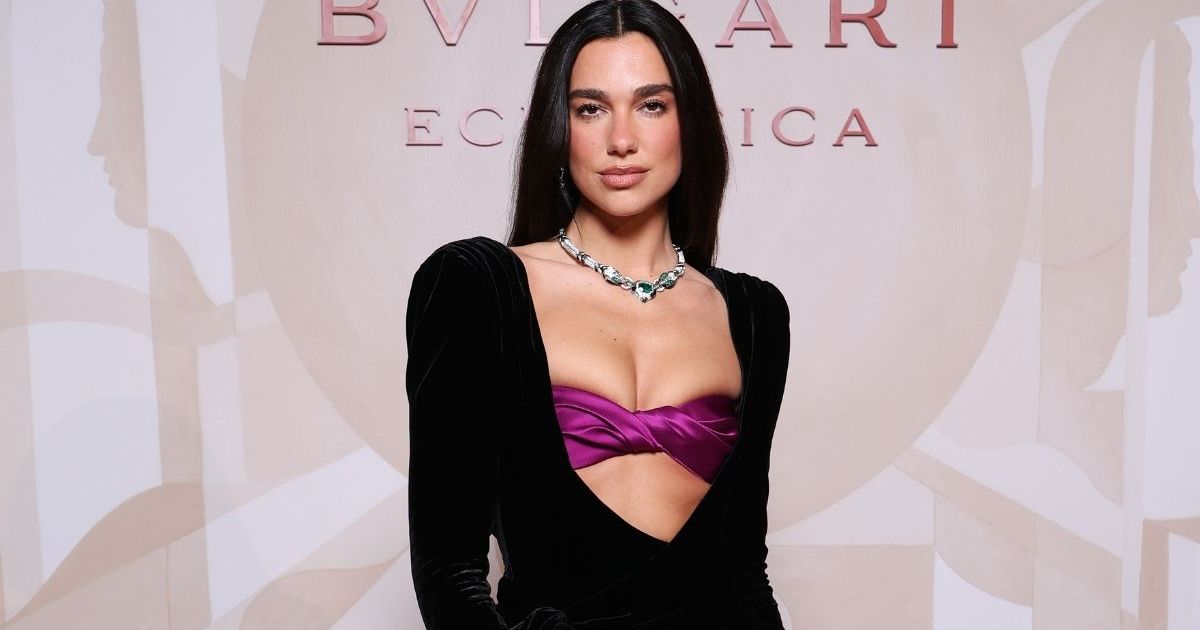 Dua Lipa’s Bulgari Necklace Complements Her High Slit Dress’ Low Neckline