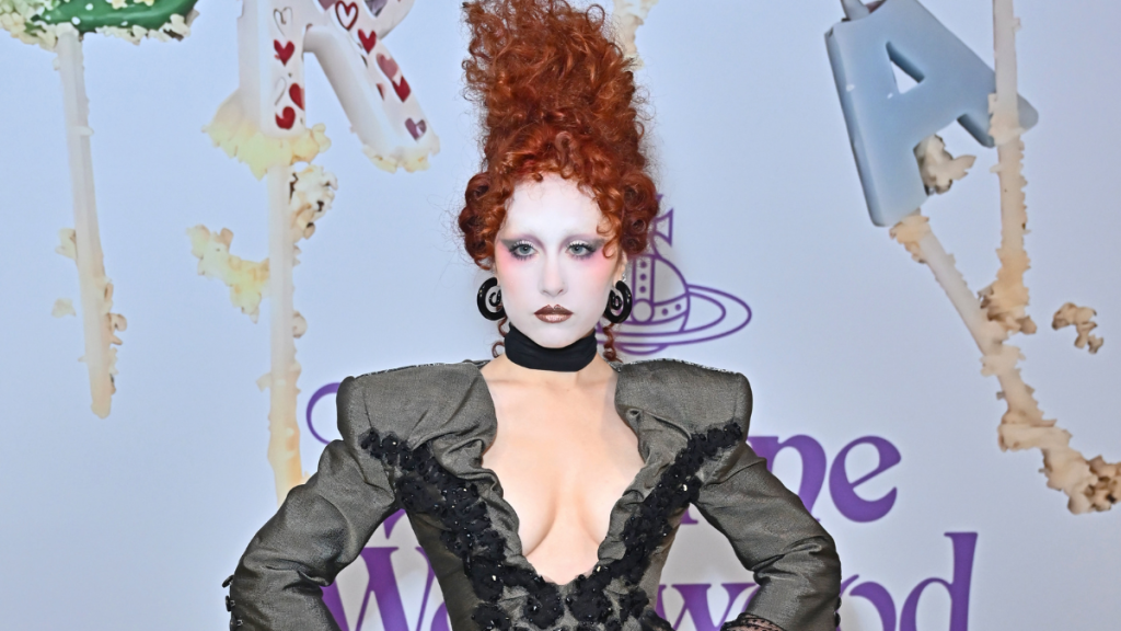 Chappell Roan’s Vivienne Westwood Dress Boasts Unbelievable Back Cutout