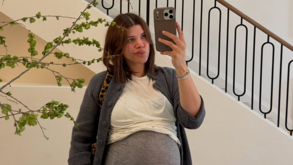 Pregnant Sofia Richie Shows off Her Baby Bump in New Photos