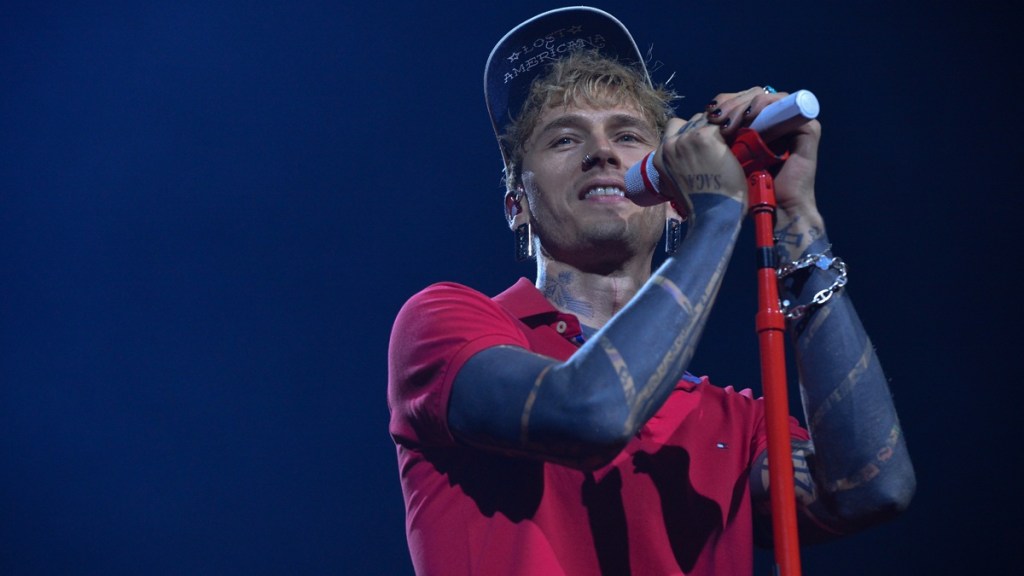 mgk machine gun kelly