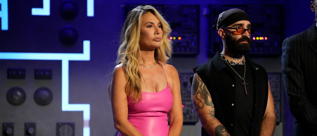 Kate Chastain and Paul Abrahamian on House of Villalins Season 3 Episode 7