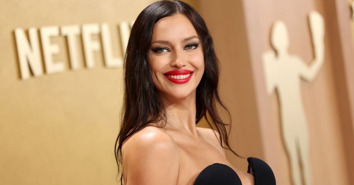 Irina Shayk Goes Bold in String-Only Vibrant Bikini Post-MFW…