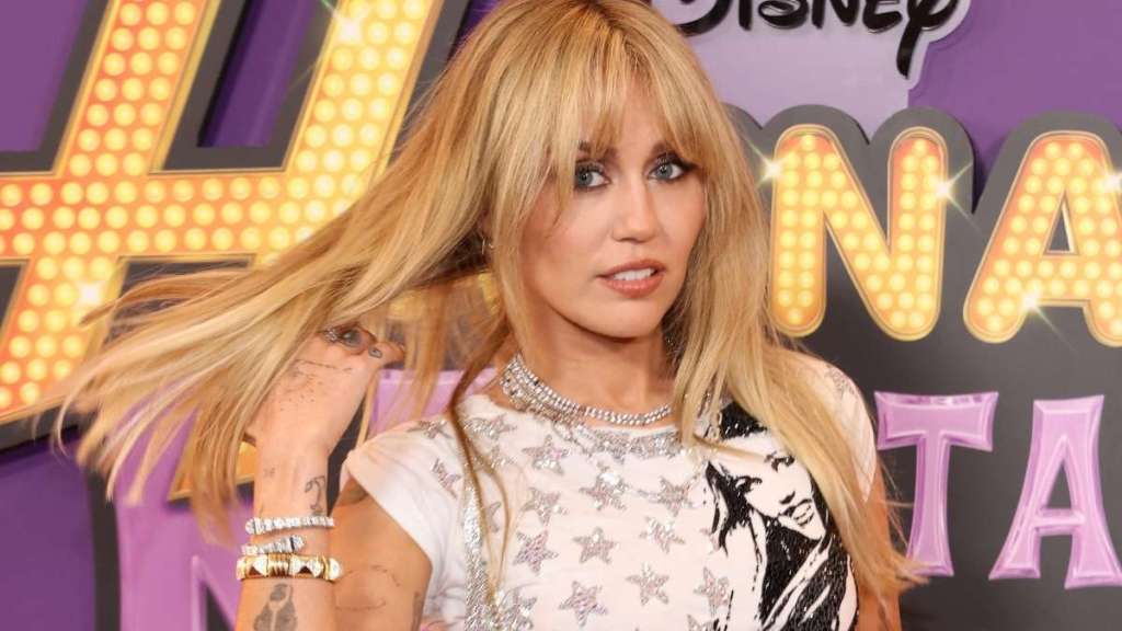 Miley Cyrus Chooses a High-Slit Dress With Cut-Out Detailing for Premiere