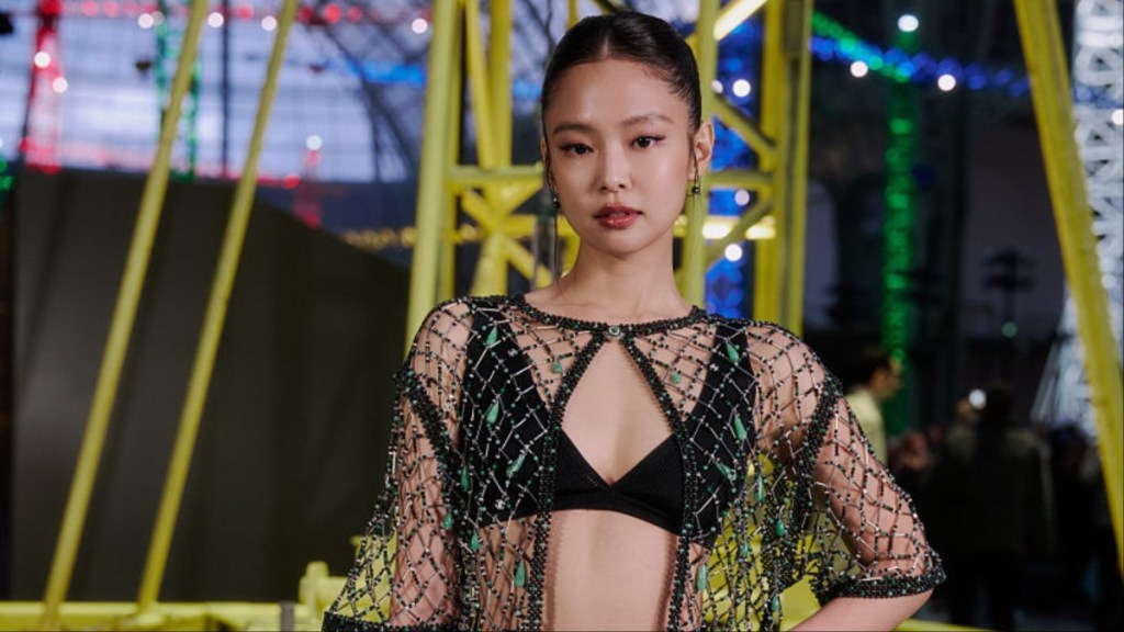 Blackpink Jennie Owns It in Micro Shorts Look for ComplexCon