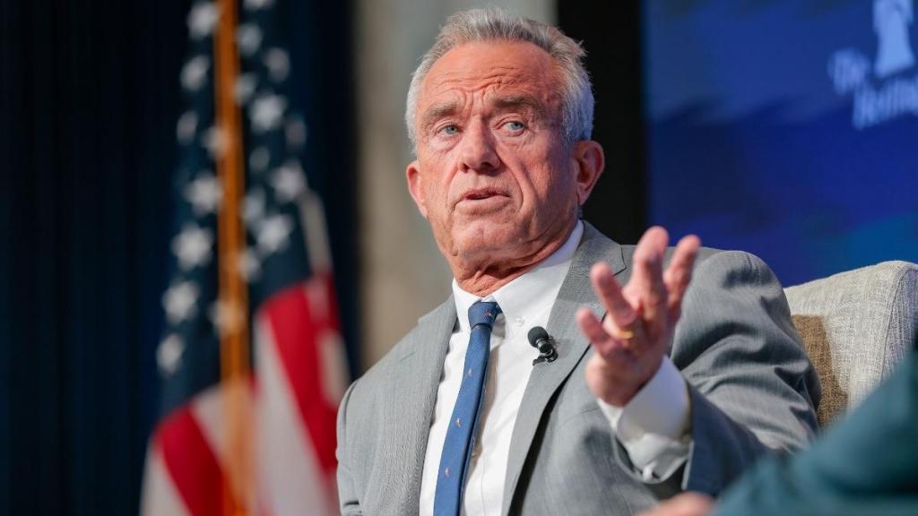 RFK Jr. Spotted Wearing Arm Sling After Surgery