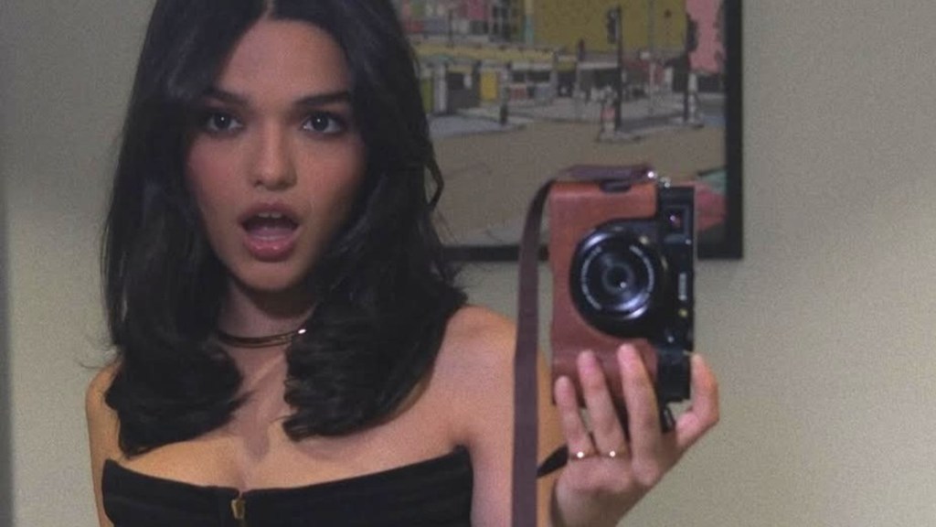 Rachel Zegler Keeps It Sleek in Strapless Dress for Photo Dump