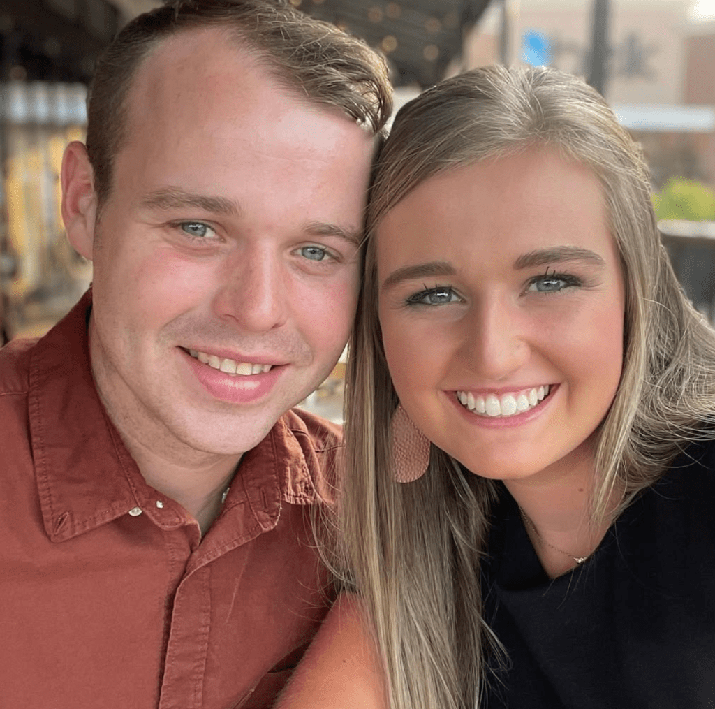 Child molesters Joseph and Kendra Duggar 