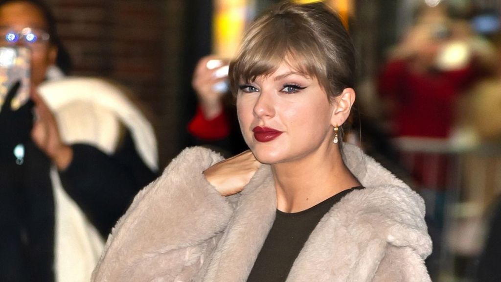 Travis Kelce's Fiancée Gets Disappointing Brit Award Results