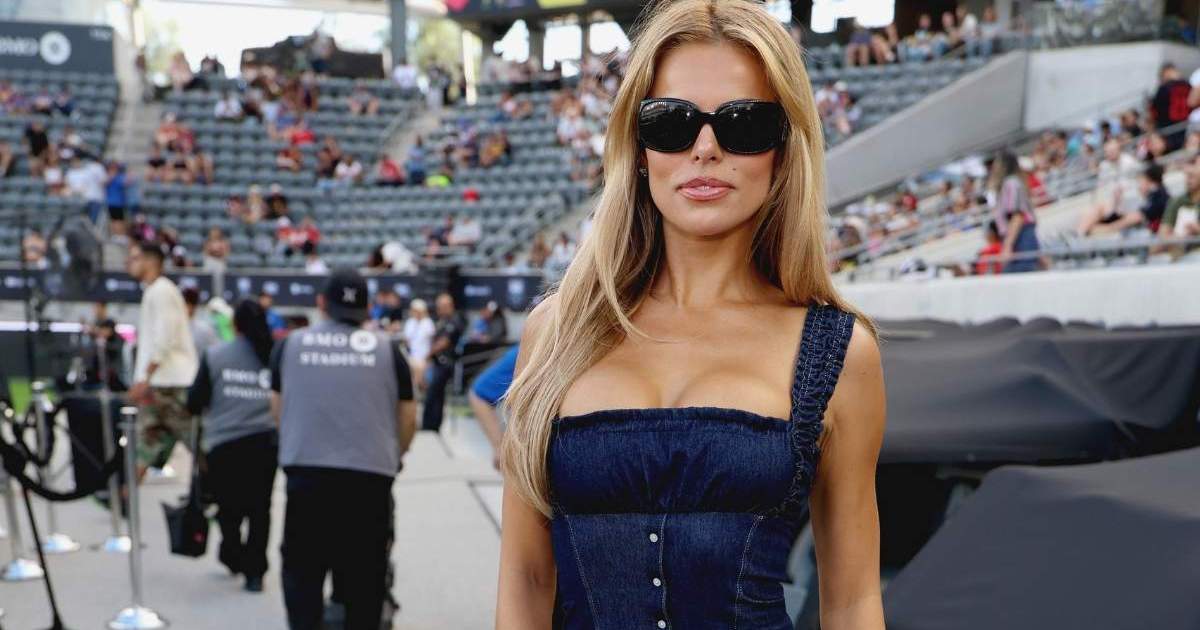 Brooks Nader All Smiles at Rumored Ex Tom Brady’s Game