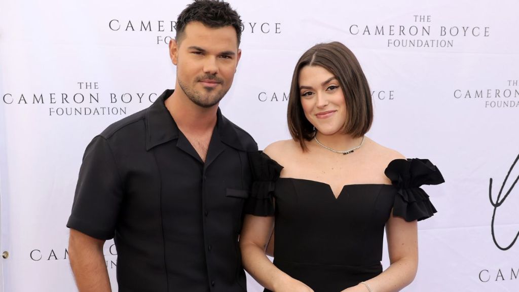 Taylor Lautner & Wife Tay Are Expecting Their First Child