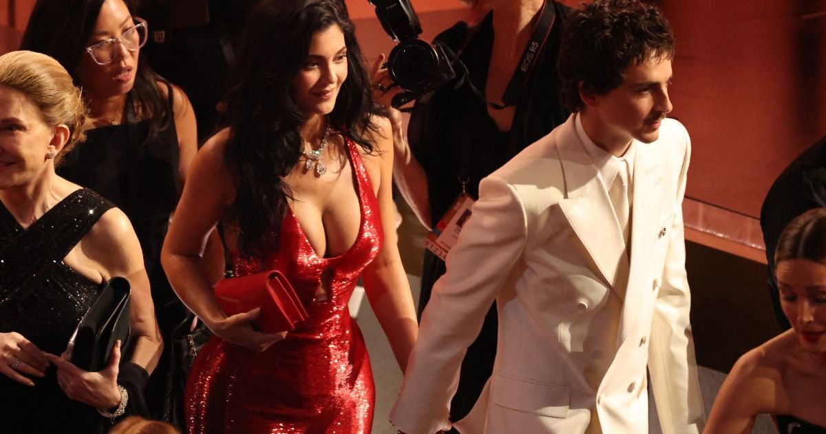 Kylie Jenner Pulls off a Daring Halter Cutout Dress on the 2026 Oscars Carpet