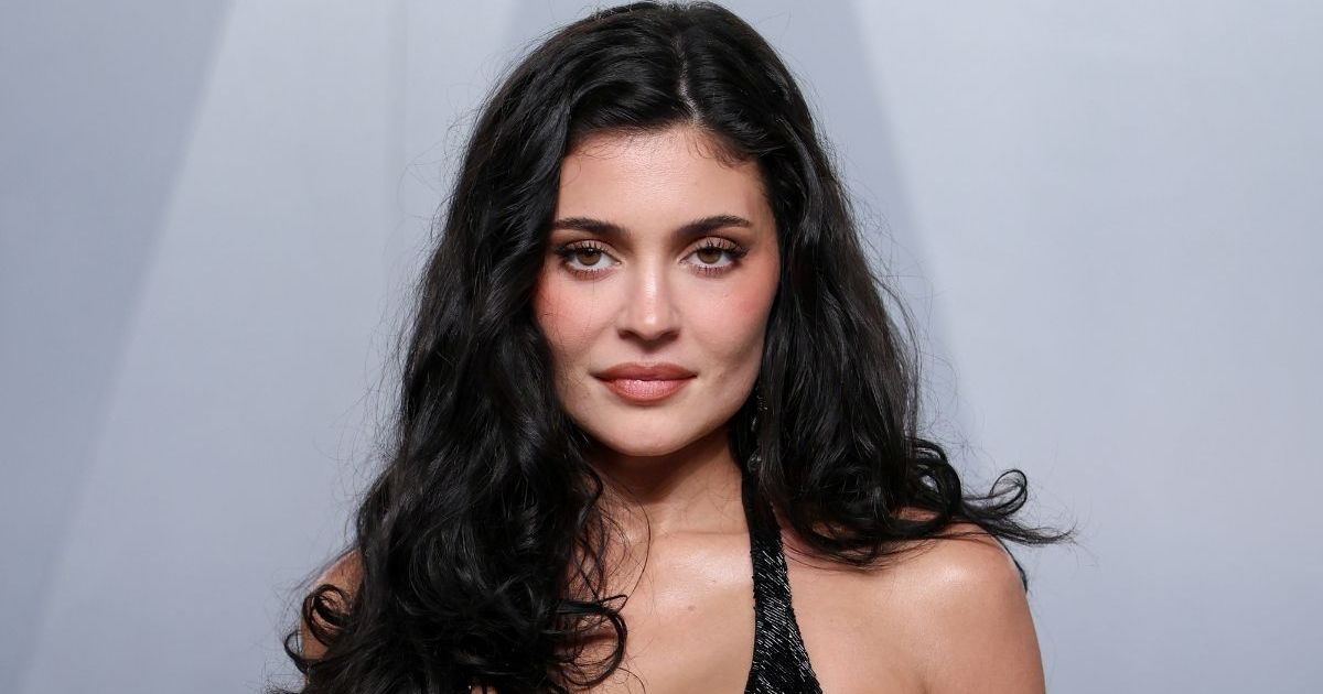 Kylie Jenner's Alexander McQueen Slashed Corset Dress Is Totally Shredded