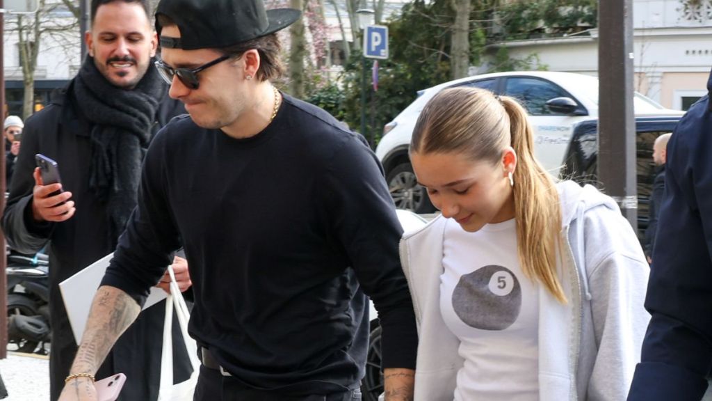 Harper Beckham 'Sad & Confused' by Brother's Feud With Family — Source