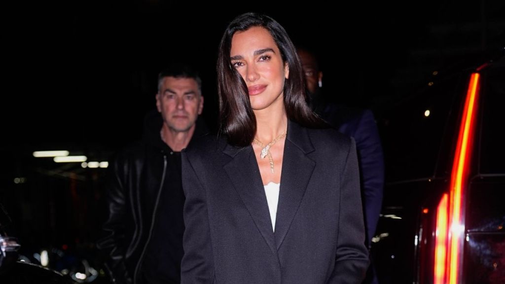 Dua Lipa’s String Bikini Look Hits Different in Sun-Soaked Photo Dump