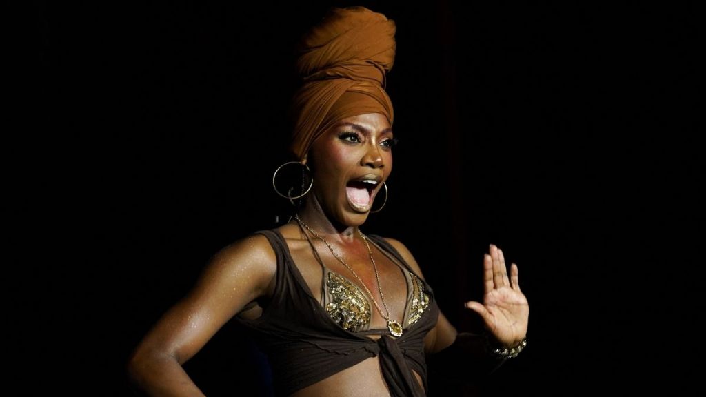 Doechii's Bikini Top & Micro Shorts Look Is a Colombia Concert Highlight