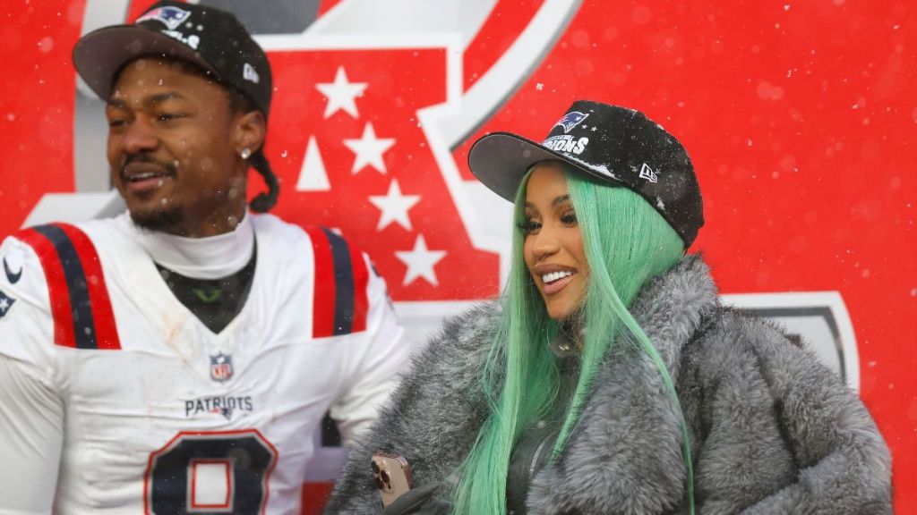 Cardi B's Ex Wipes Out Social Media Posts Amid Singer's Alleged Concert Rant