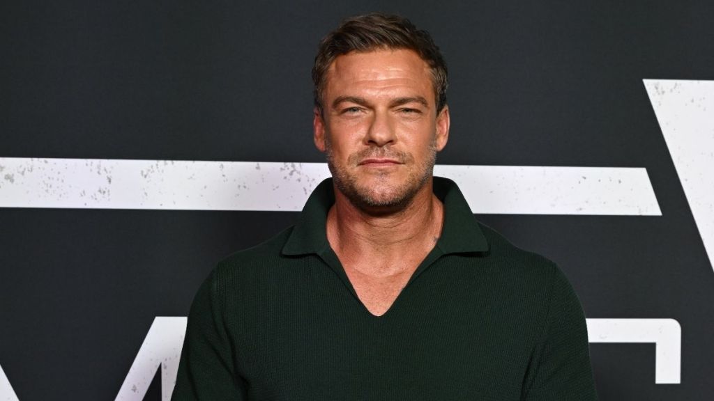 Alan Ritchson Cleared by Police Amid Fight Video — Report