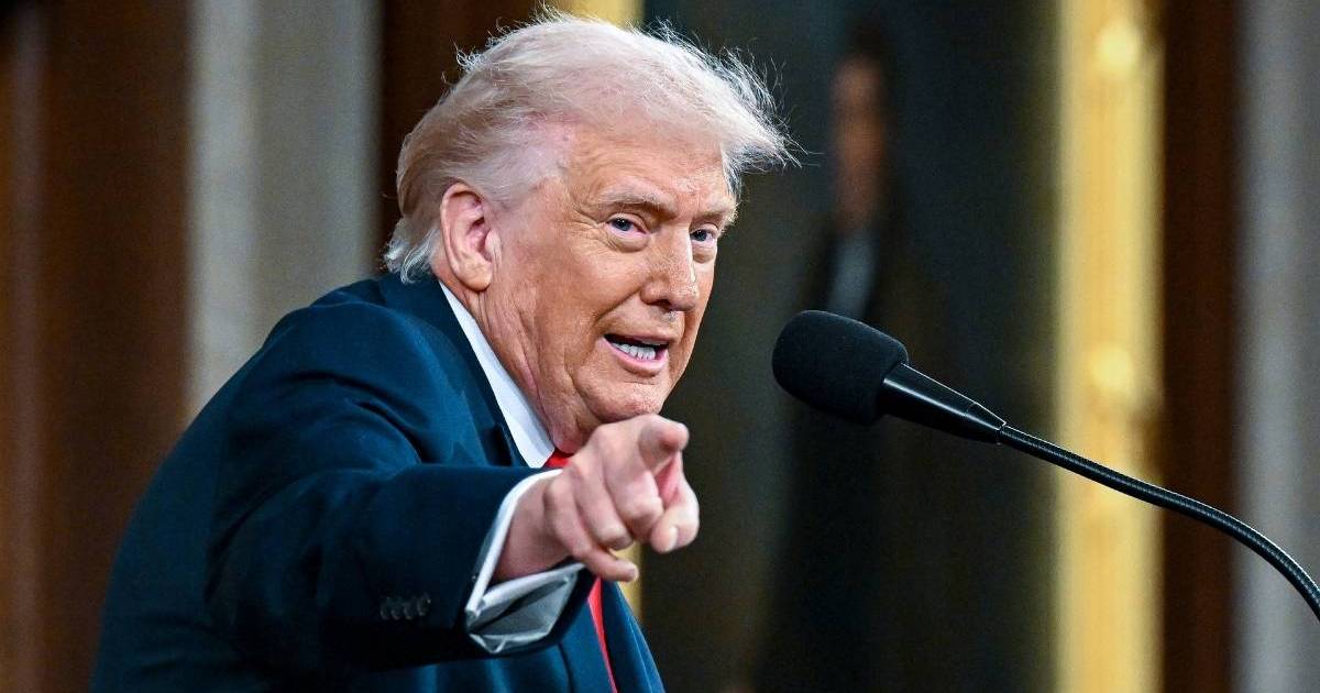 Donald Trump Criticized by Former Vice President Over Iran War