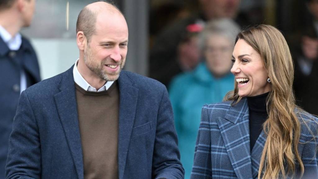 Kate Middleton & Husband Reconciled at a 'Freakin' Naughty' Party — Author