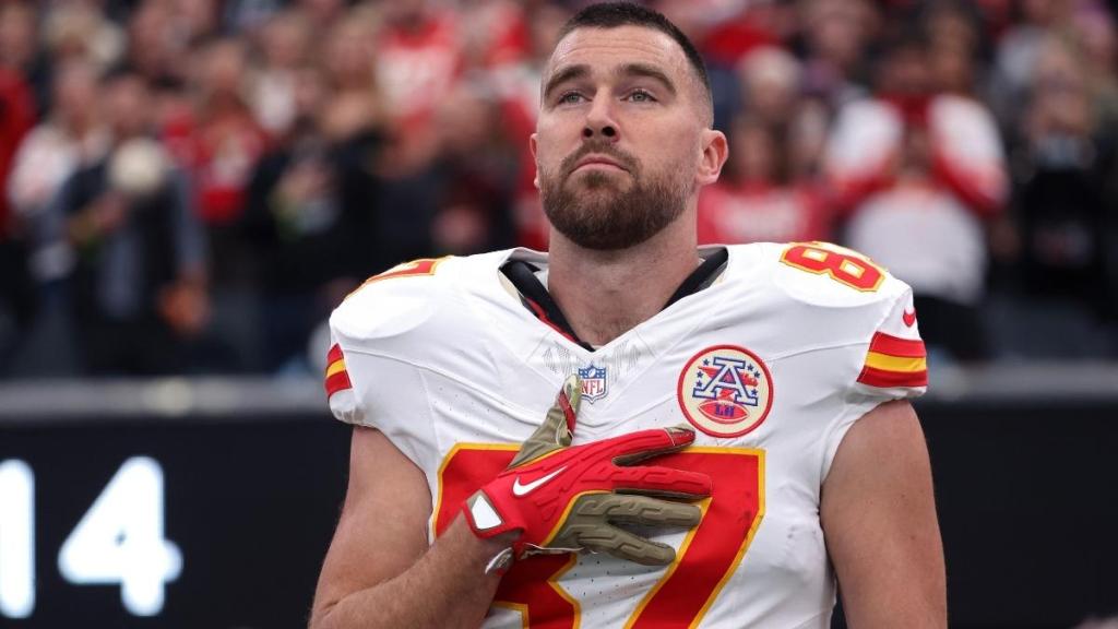 Travis Kelce Reportedly Returning to Chiefs for Another Year