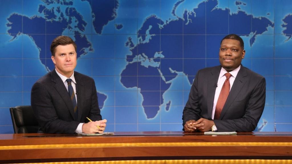 SNL's Michael Che Mocks Donald Trump's Neck Rash