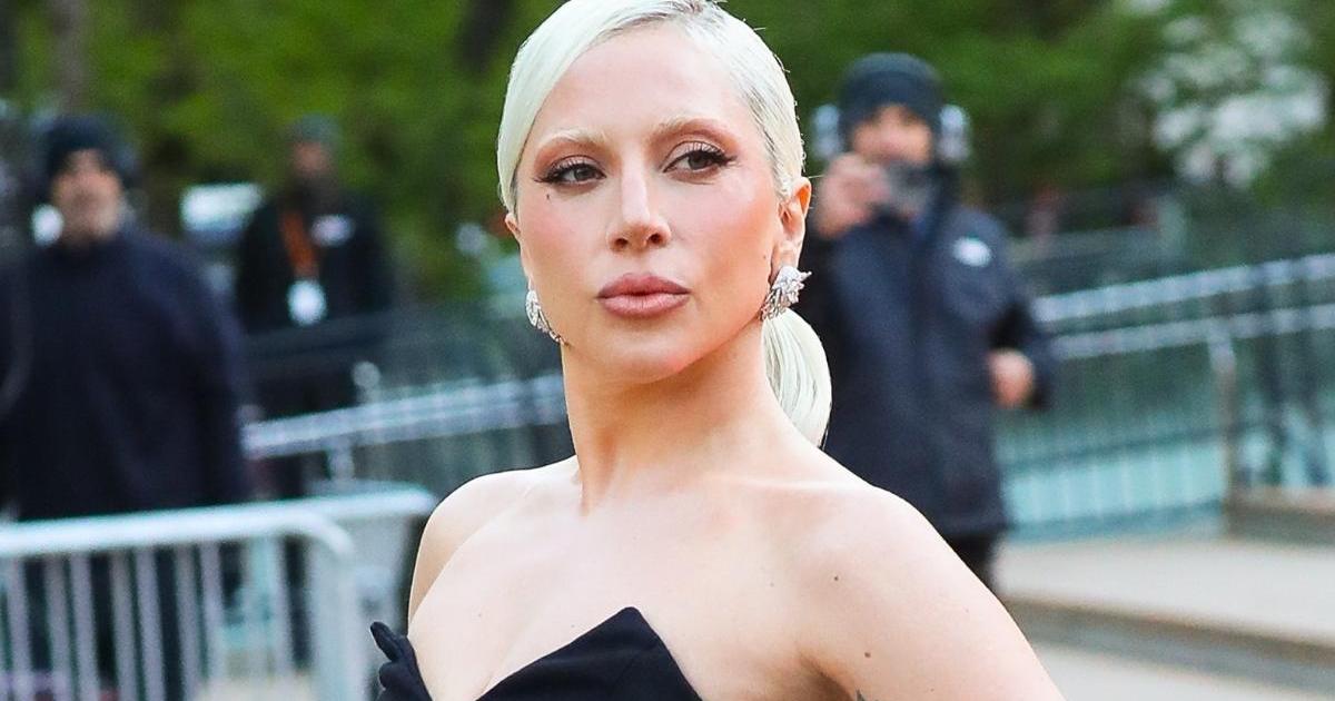 Lady Gaga Goes Statuesque in Strapless Gown at the Devil&hellip;