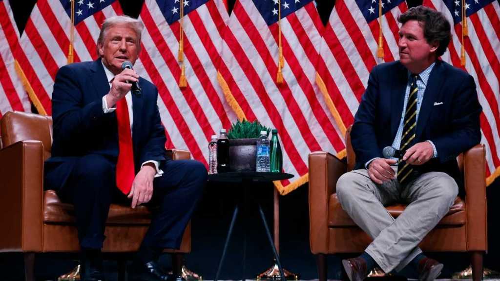 The View Cohosts Slams Tucker Carlson's Apology for Supporting Donald Trump