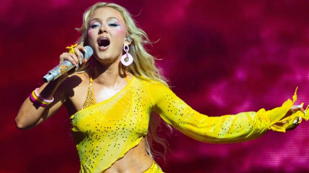 Zara Larsson's Bodysuit Boasts Super Daring Neckline for Cosmopolitan