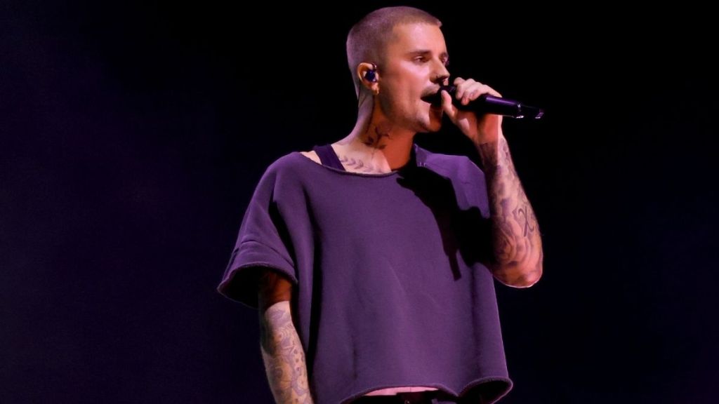 Justin Bieber 'Not Focused' On Reactions to Coachella Performance — Source
