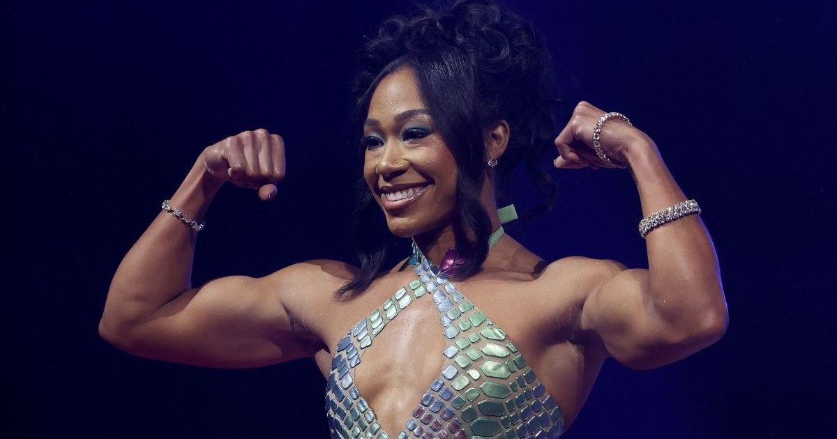 Alycia Baumgardner’s Bikini Dress Comes With Bold Keyhole Cut-Out Amid Boxing Win