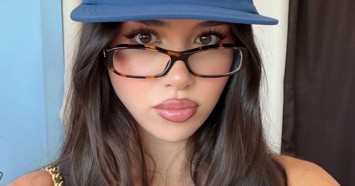 Amanda Diaz’s White Bikini Top Look Perfectly Mixes Cute&hellip;