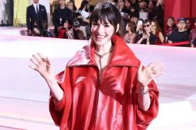 Anne Hathaway's Skirt Boasts Eyebrow-Raising High Slit Amid Promotions