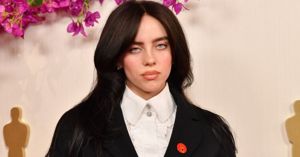 Billie Eilish’s Photo in a Plunging Top Breaks the Internet