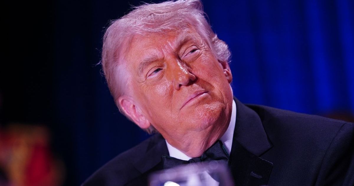 White House Officials Reportedly Want Donald Trump to Wear Bullet Proof Vest