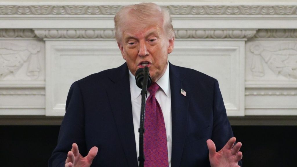 Donald Trump Ties Gala Shooting to Urgency for White House Ballroom Plan