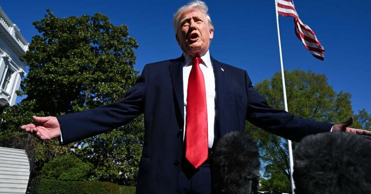 Donald Trump Reshares AI Image of Himself With Jesus Amid Backlash