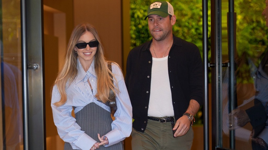 sydney sweeney scooter braun