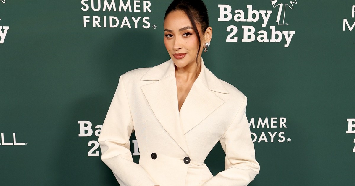 Shay Mitchell Raises the Heat in Lacy Bra Top Mirror Selfie