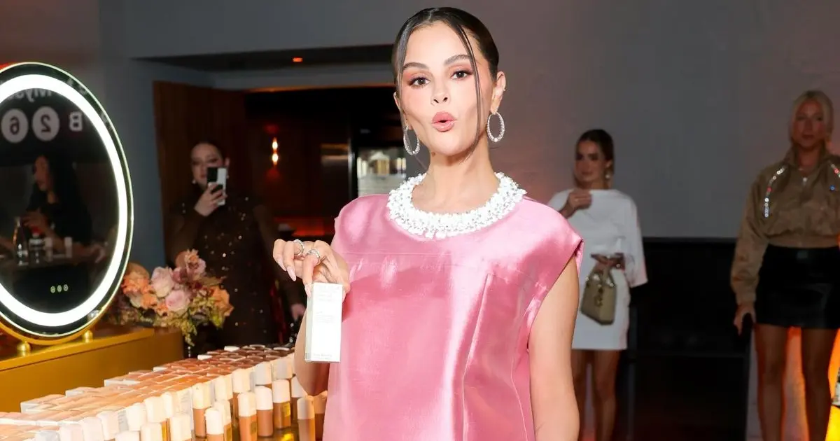 Selena Gomez’s Prada Micro Minidress Shines at Rare Beauty…