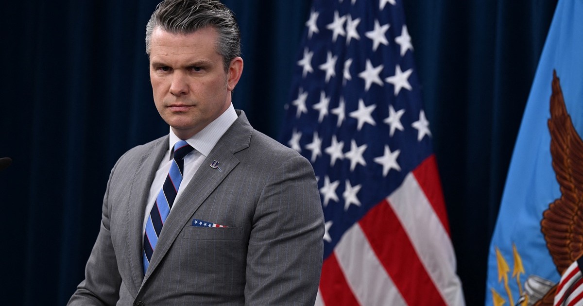 Pete Hegseth Faces Protesters Shouting for His Arrest at White House Dinner