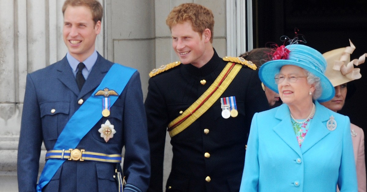 Queen Elizabeth Would've Stayed Neutral in Prince Harry Feud - Source