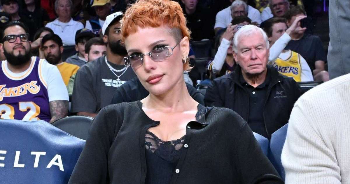 Halsey Turns Heads in See-Through Top at Lakers Game