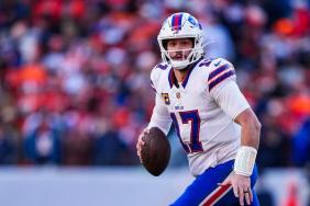 Bills’ Josh Allen Shows off His Chugging Skills at Sabres Game