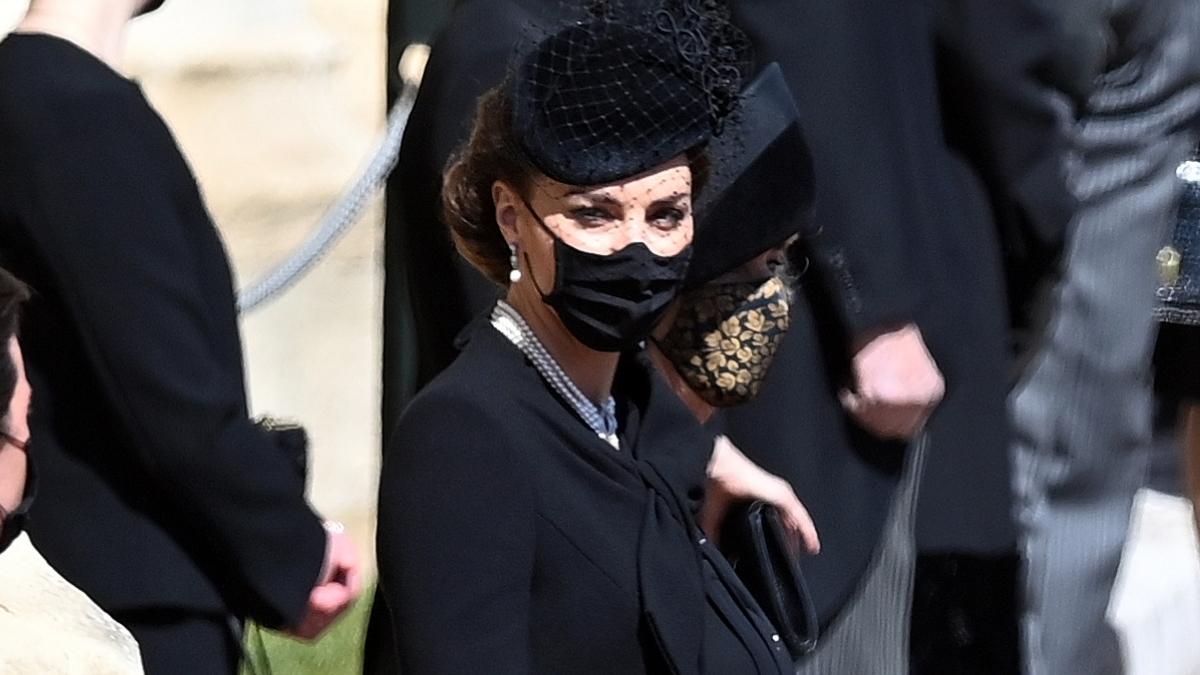 Kate Middleton's Body Language Changed at This Funeral — Expert - Reality  Tea