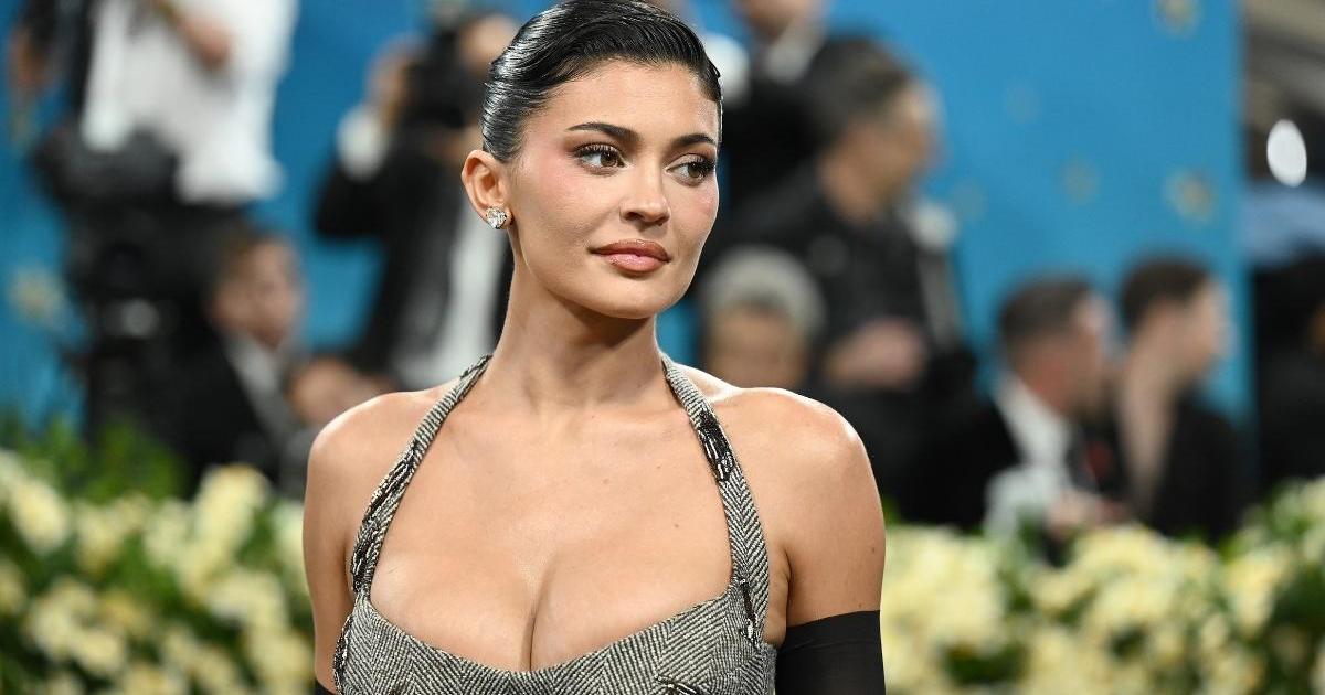 Kylie Jenner's Bikini Top Gets Bold Fringe Flair for Coachella