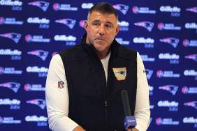 Mike Vrabel & Wife Reportedly Had 'Emergency Meeting' Amid Dianna Russini Scandal