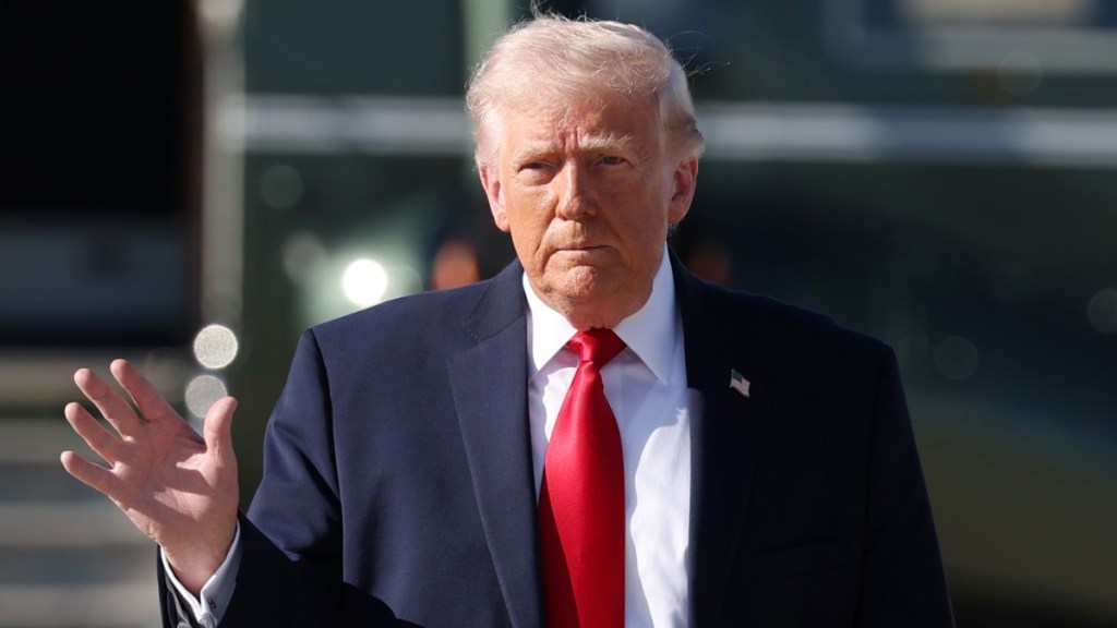 Donald Trump Discussed Jesus Photo With Controversial Director — Source